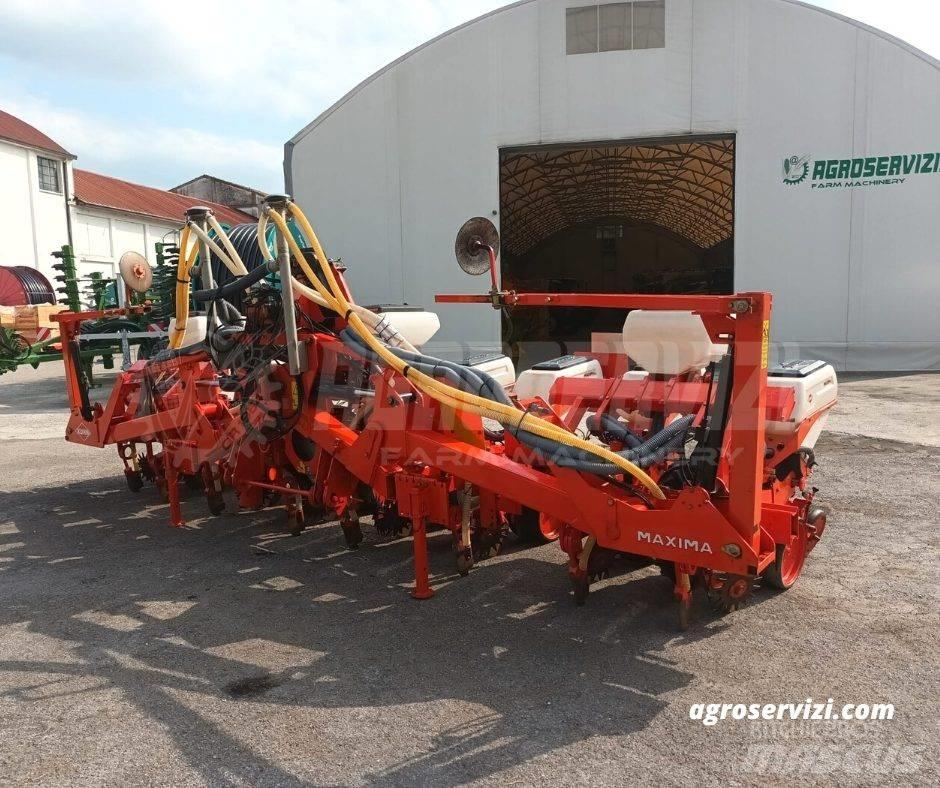Kuhn maxima  8 F 種蒔き機械