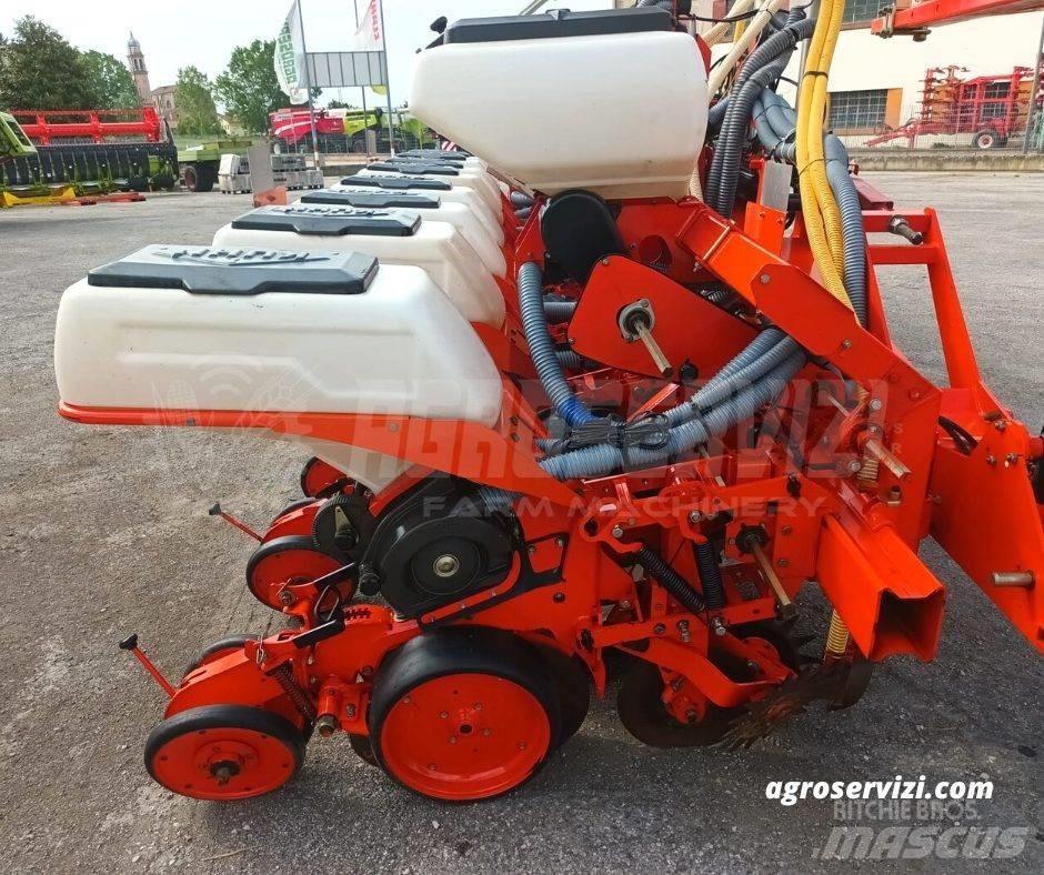 Kuhn maxima  8 F 種蒔き機械