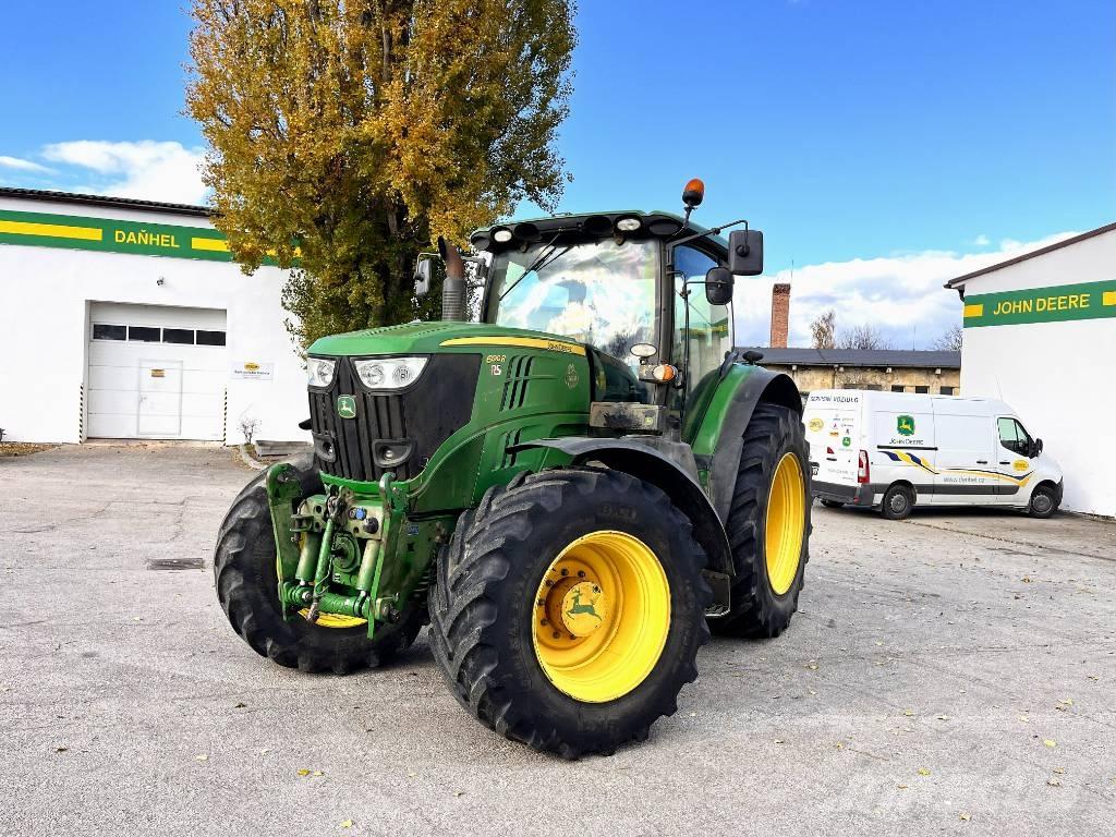 John Deere 6190 R トラクター