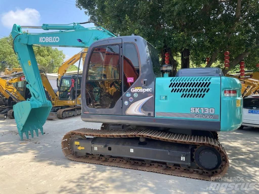 Kobelco SK130-8 中型油圧ショベル 7ｔ-12ｔ（ユンボ・パワーショベル・バックホー）