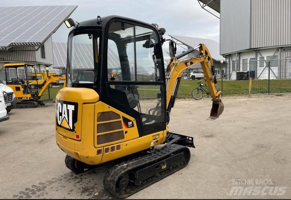 CAT 301.7 D ミニ油圧ショベル 7t以下（ミニユンボ・ミニディガー）