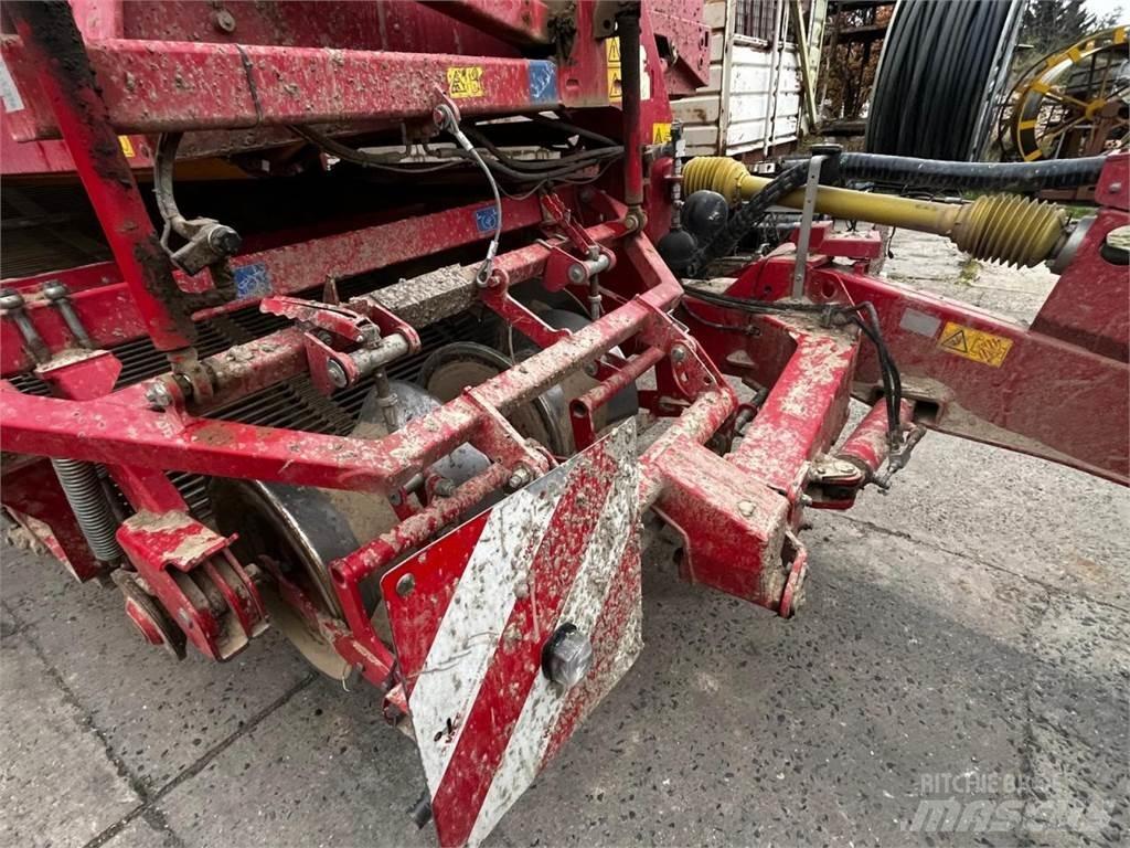 Grimme SE 150-60 ジャガイモ収穫機・掘取機