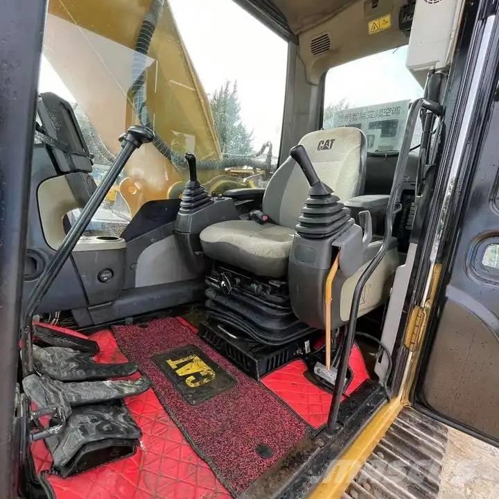 CAT 330D 大型油圧ショベル12t以上（パワーショベル・ユンボ）