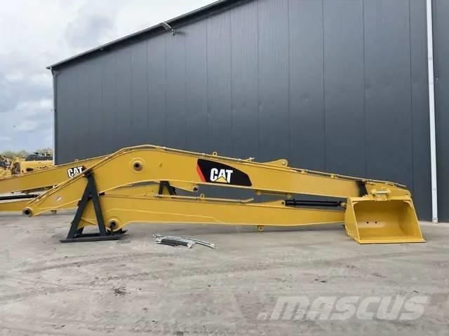 CAT 323 GX 18m Set バックホー