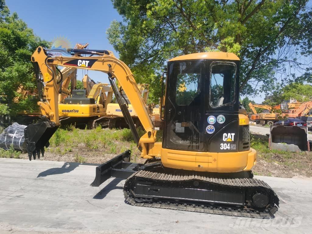 CAT 304 CR ミニ油圧ショベル 7t以下（ミニユンボ・ミニディガー）