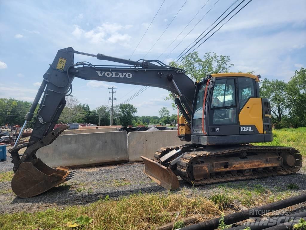 Volvo ECR 145 E 大型油圧ショベル12t以上（パワーショベル・ユンボ）