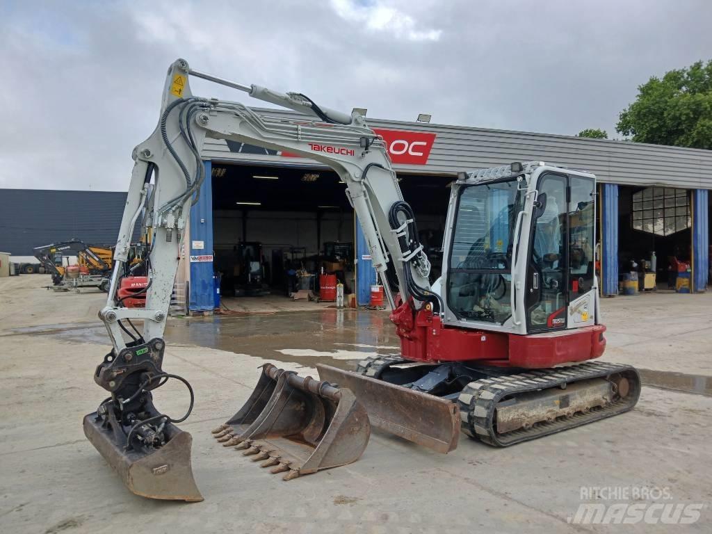 Takeuchi TB 257 FR ミニ油圧ショベル 7t以下（ミニユンボ・ミニディガー）