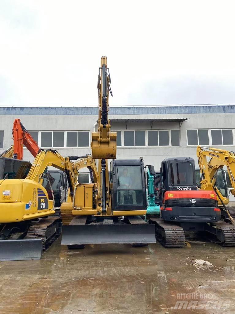 CAT 307E2 ミニ油圧ショベル 7t以下（ミニユンボ・ミニディガー）