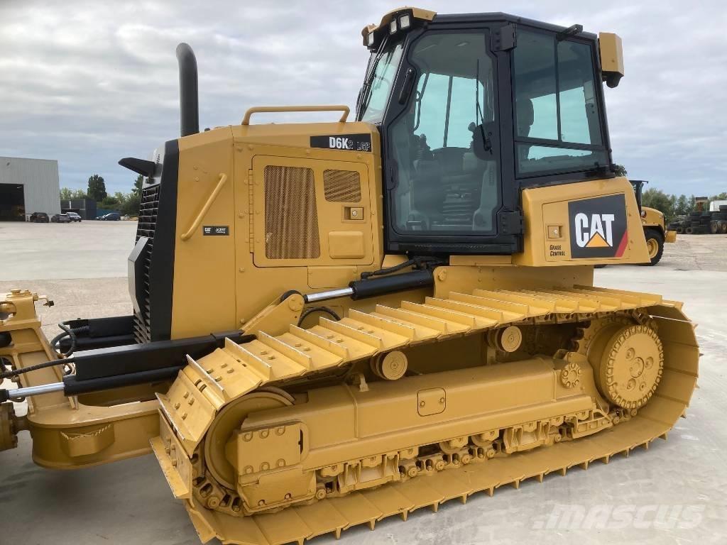 CAT D 6 K 2 LGP ブルドーザー