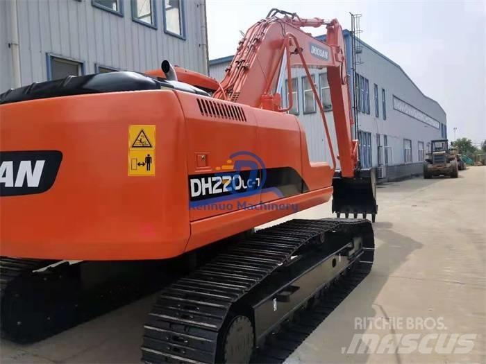 Doosan DH220LC-7 大型油圧ショベル12t以上（パワーショベル・ユンボ）