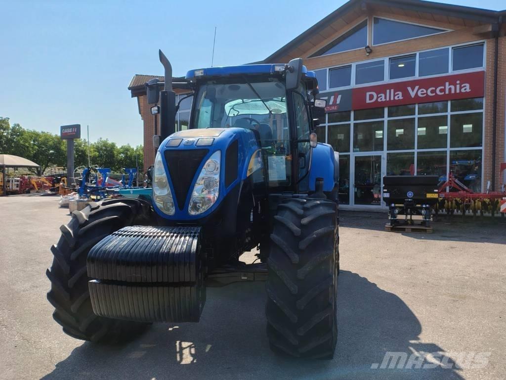 New Holland T 6080 トラクター