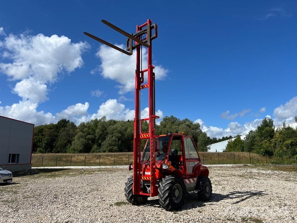 Manitou M30-4 ST3B ディーゼル・軽油