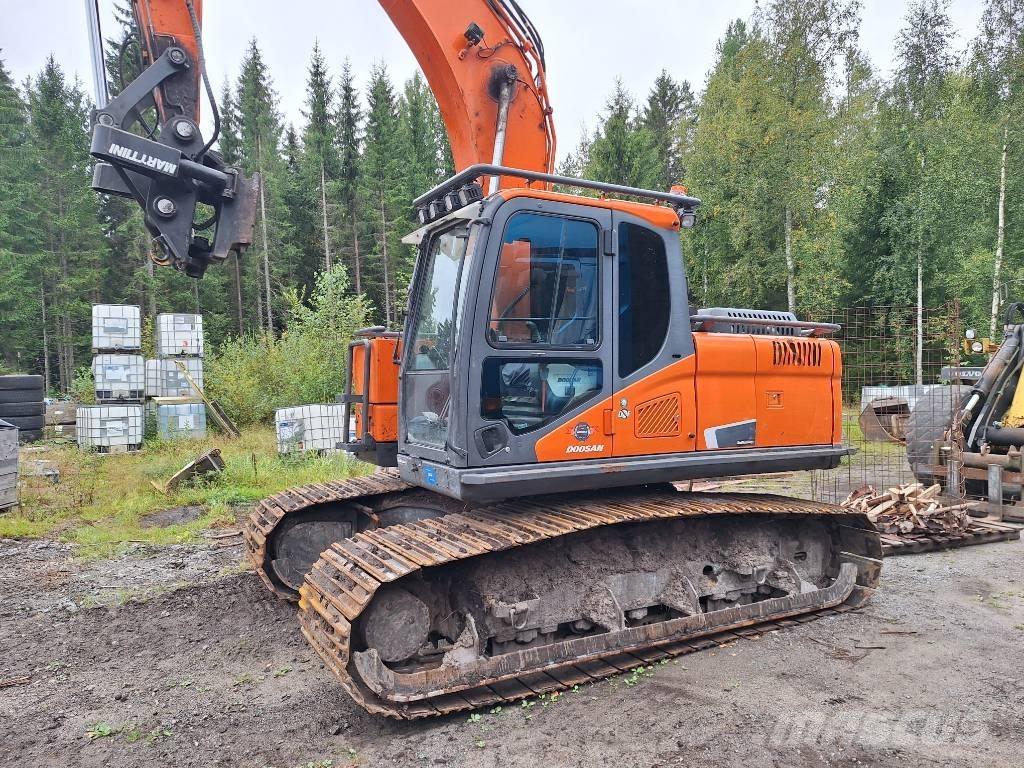 Doosan DX 180 -5 大型油圧ショベル12t以上（パワーショベル・ユンボ）