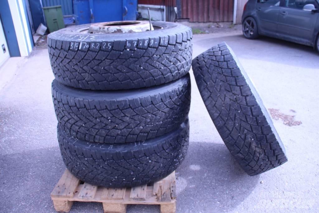 Volvo FH タイヤ、ホイル、リム