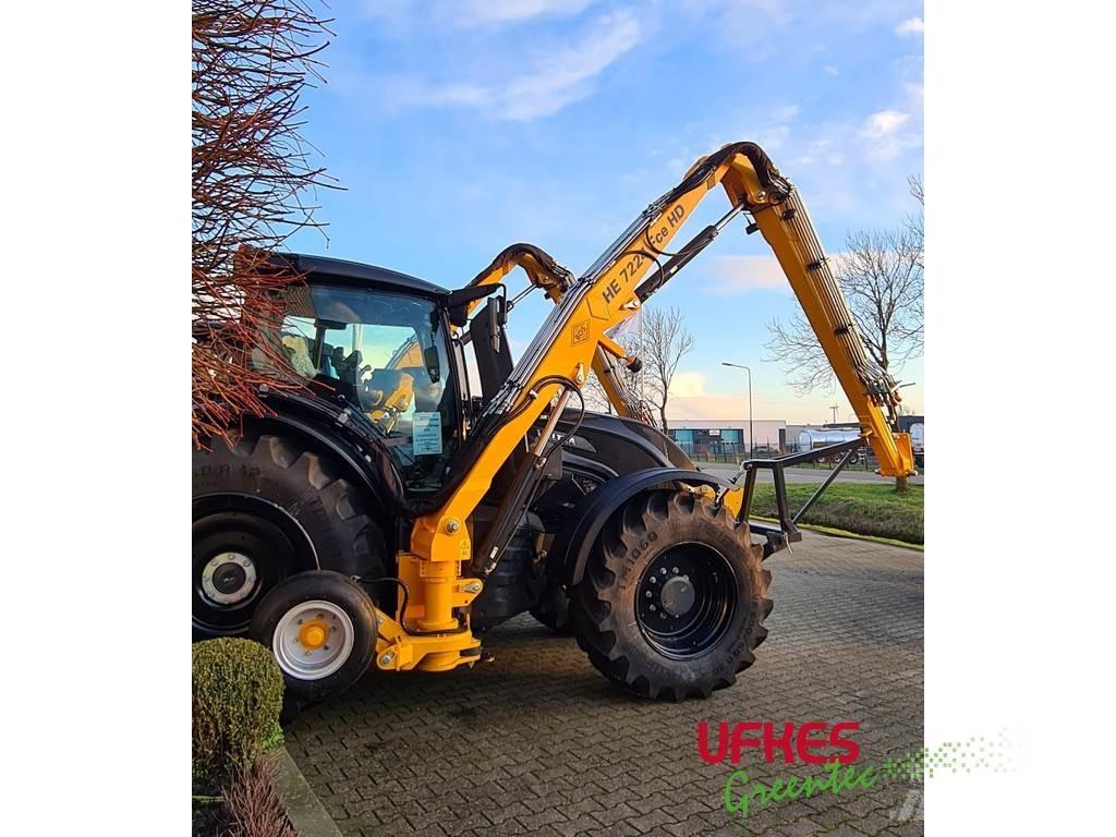 Valtra T 175 トラクター