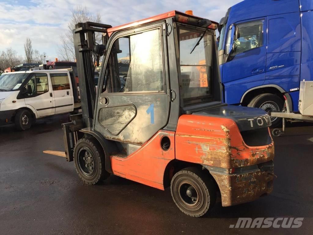 Toyota 02-8 FD JF 35 ディーゼル・軽油