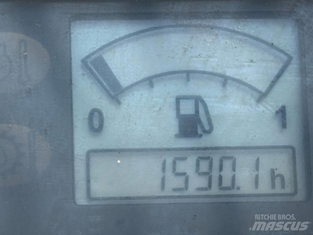 JCB 520-40 テレスコーピックハンドラー