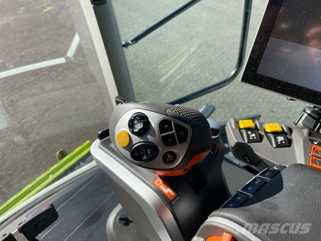 CLAAS Lexion 6700 コンバイン