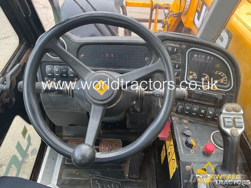 JCB 526-56 Agri 農業用テレハンドラー
