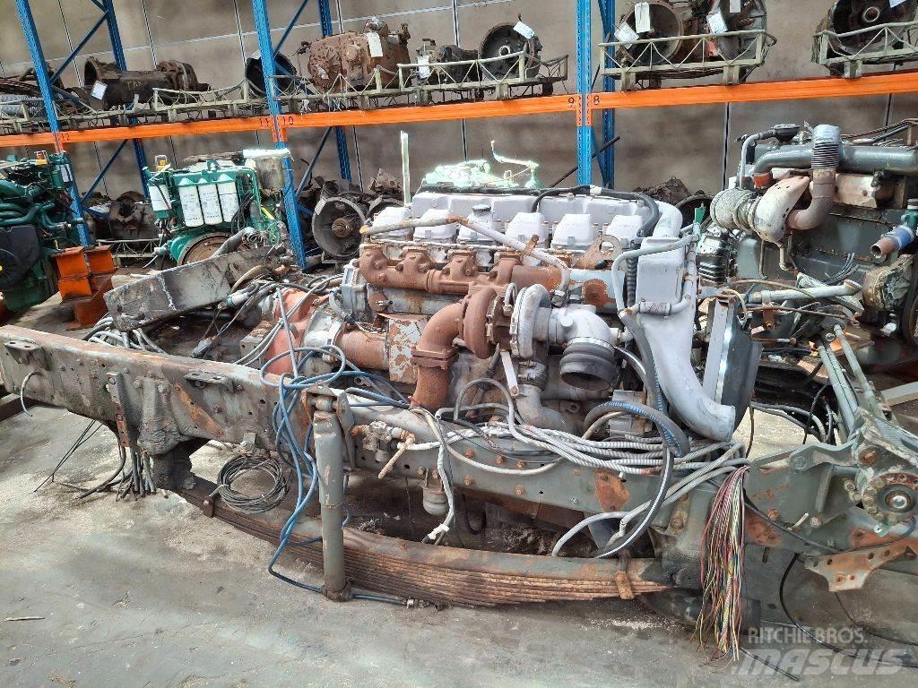 MAN D2566 MKF/280 エンジン