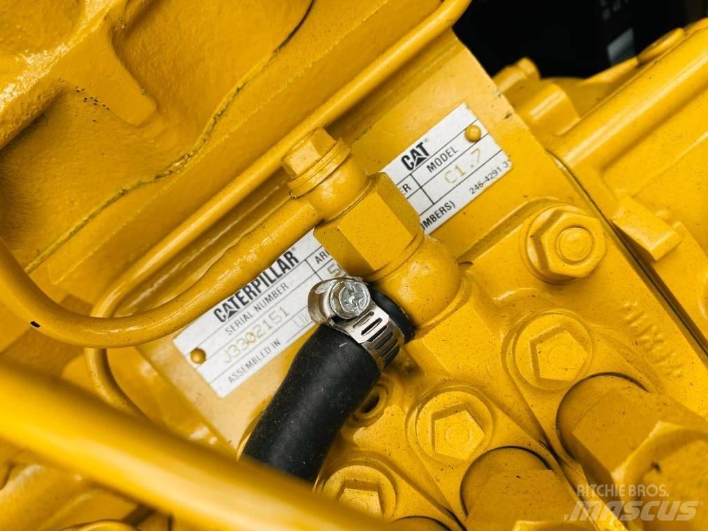 CAT CB 2.7 タンデムローラ