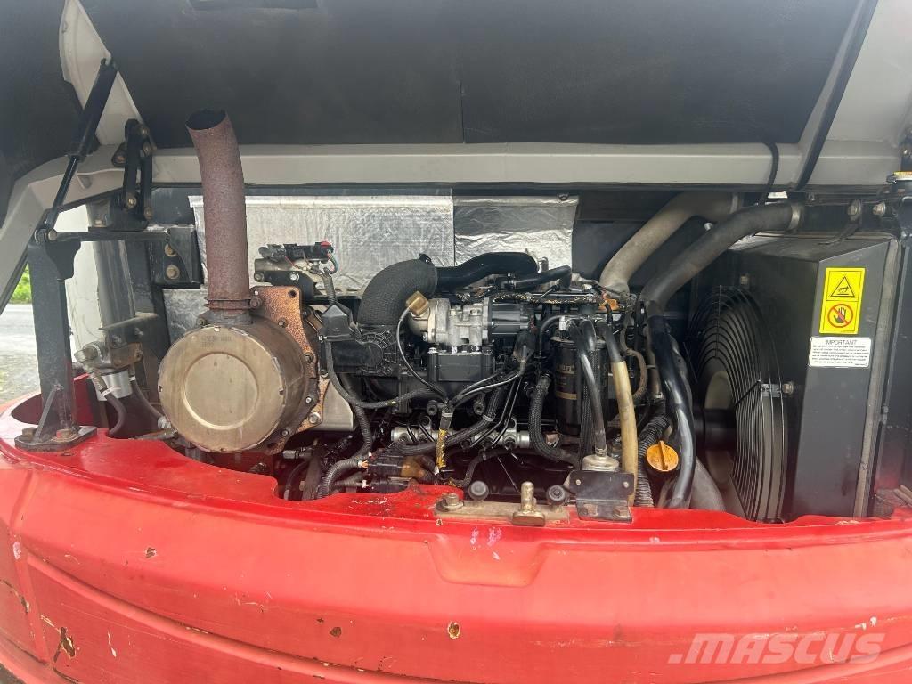 Takeuchi TB 290 中型油圧ショベル 7ｔ-12ｔ（ユンボ・パワーショベル・バックホー）