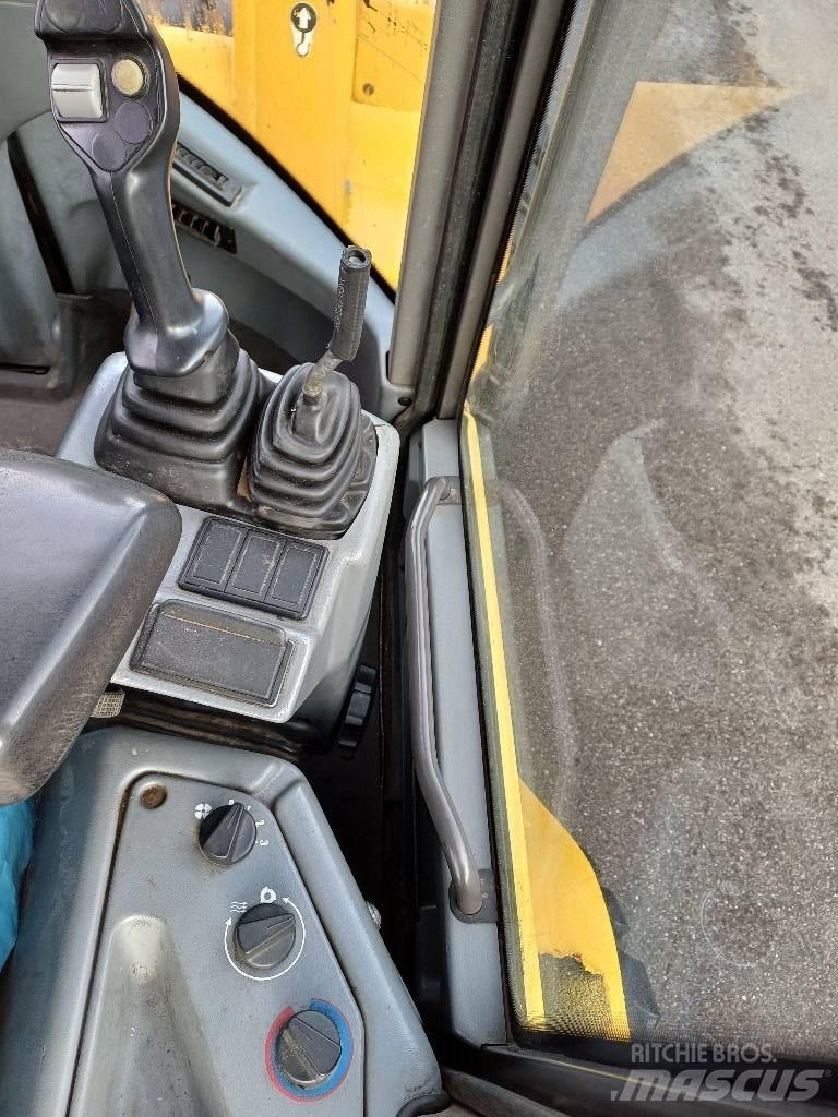 Volvo L 30 B ホイールローダー・タイヤショベル