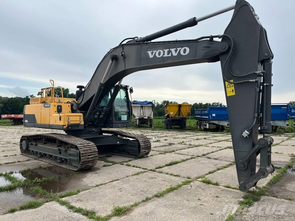Volvo EC 300 D L 大型油圧ショベル12t以上（パワーショベル・ユンボ）