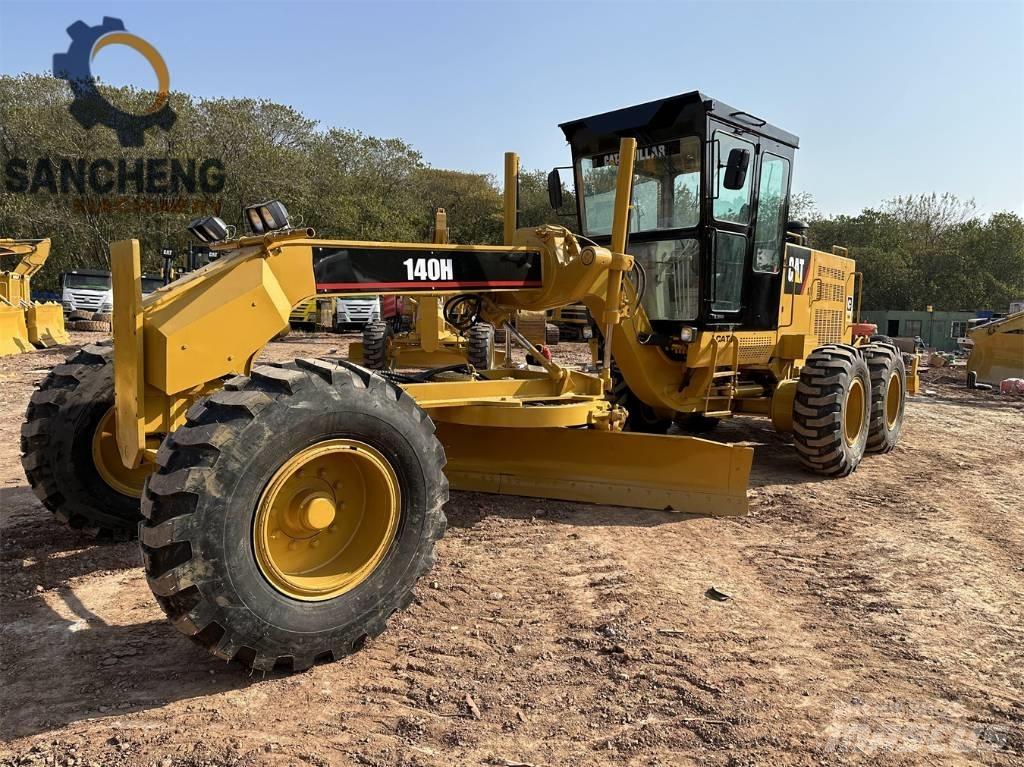 CAT 140 H モーターグレーダー