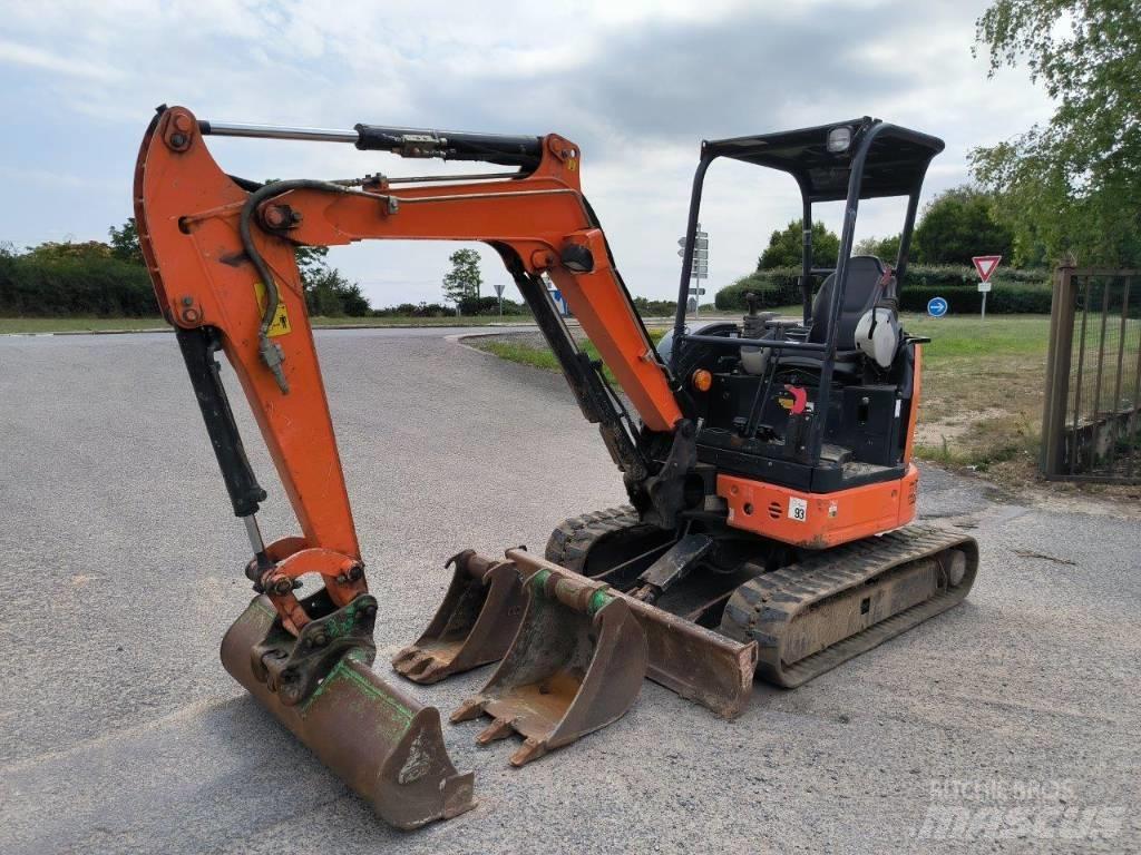 Hitachi ZX 26 U-5 A ミニ油圧ショベル 7t以下（ミニユンボ・ミニディガー）