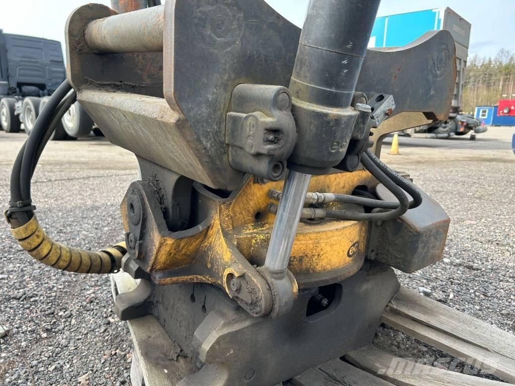 Engcon EC20B S70 ローテーター