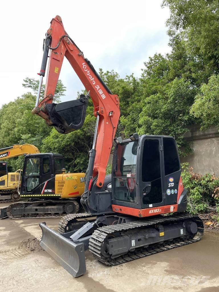 Kubota KX183-3 中型油圧ショベル 7ｔ-12ｔ（ユンボ・パワーショベル・バックホー）