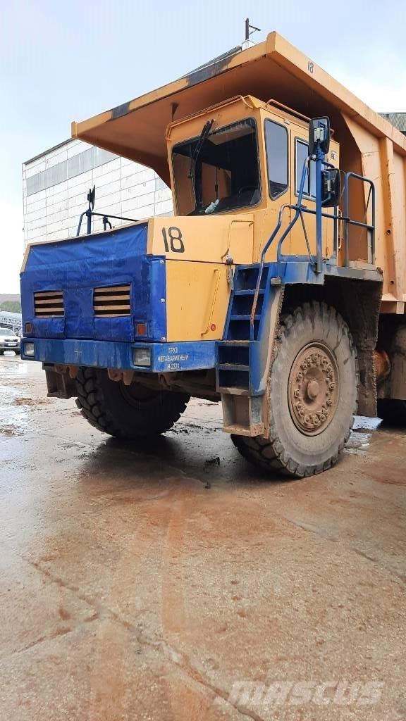 Belaz 75473 リジットフレーム式ダンプトラック