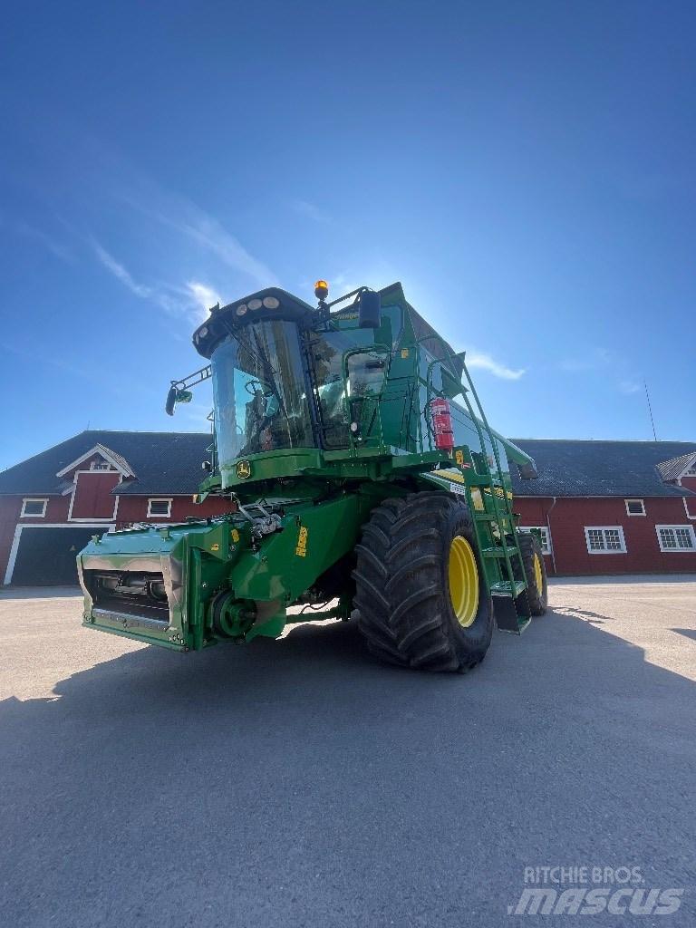 John Deere T670 コンバイン