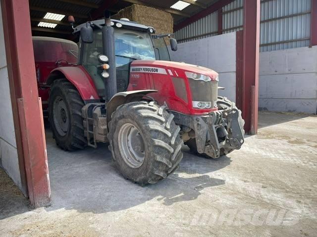 Massey Ferguson 7726 トラクター