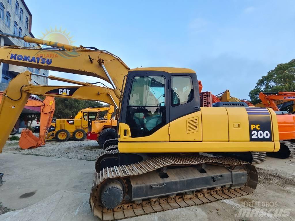 Komatsu PC 200-7 大型油圧ショベル12t以上（パワーショベル・ユンボ）