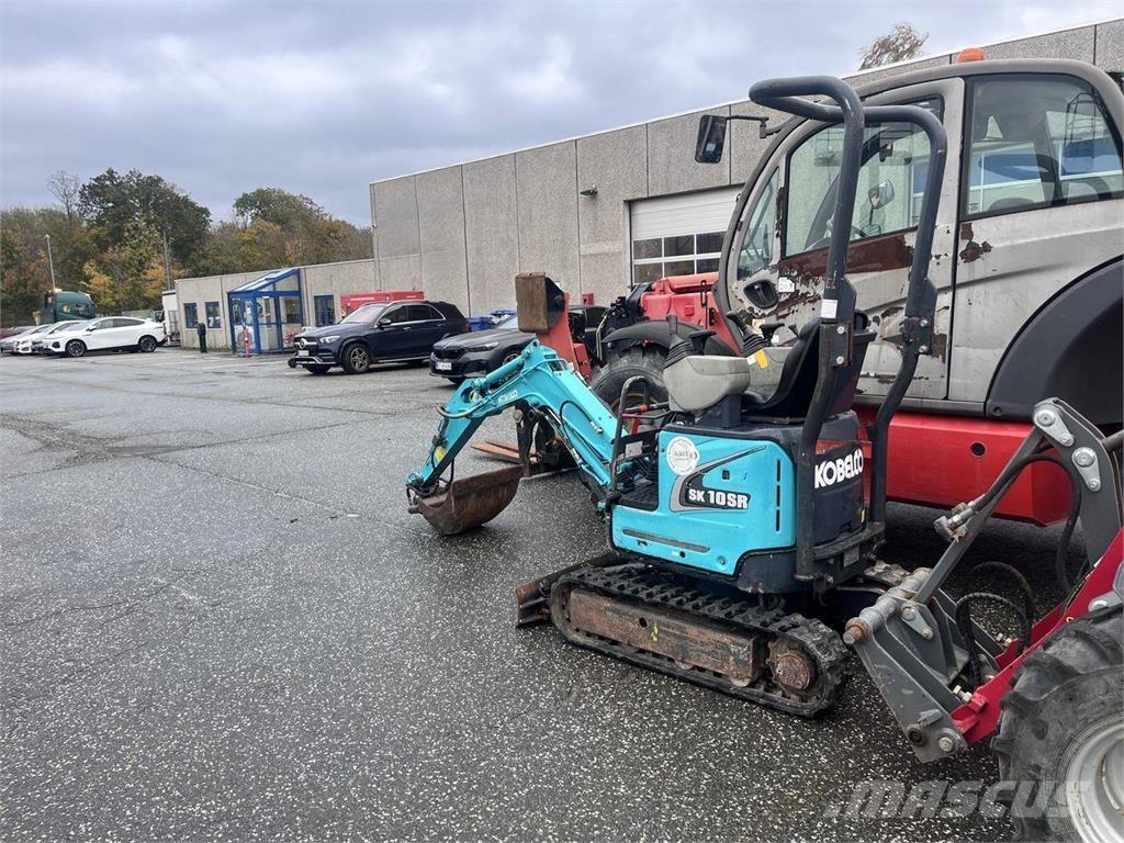 Kobelco SK10SR-2 ホイール式油圧ショベル（パワーショベル・ユンボ・バックホー）