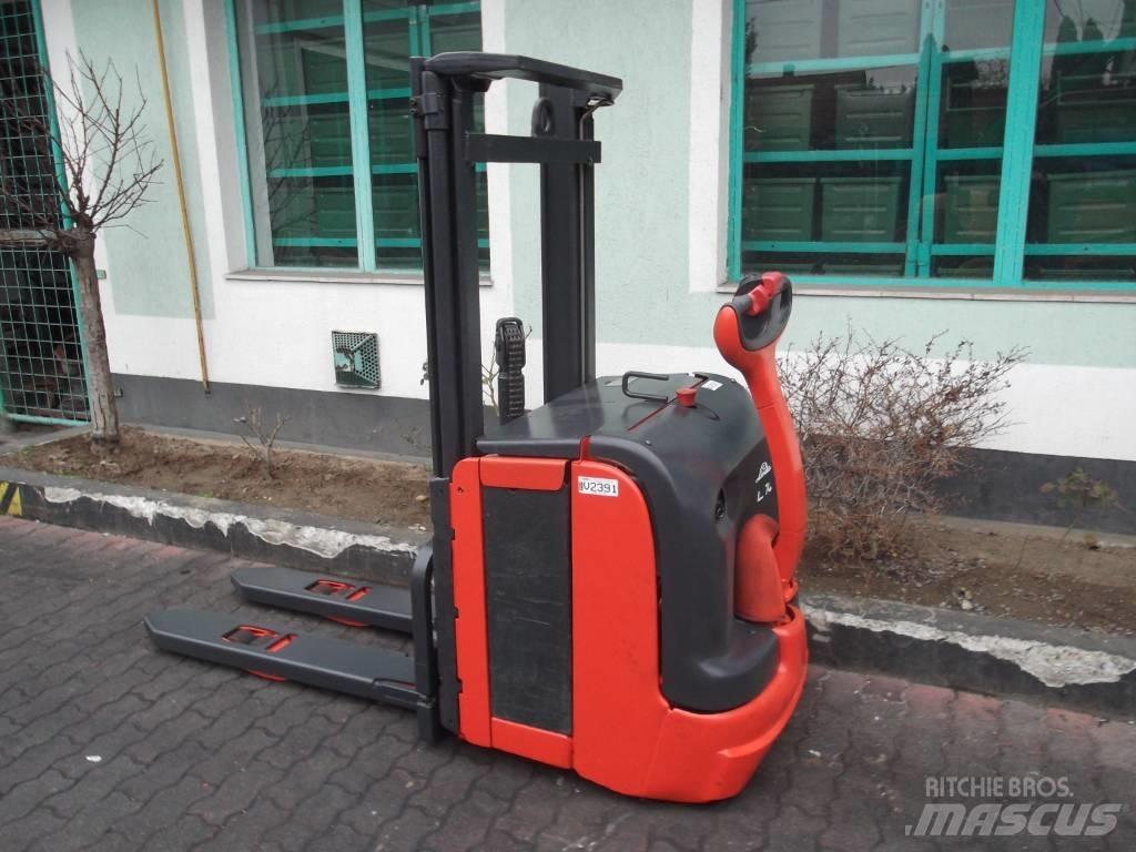 Linde L14 /372/ V-2391 自走式スタッカー