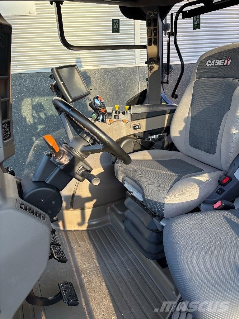 Case IH Puma 240 CVX トラクター