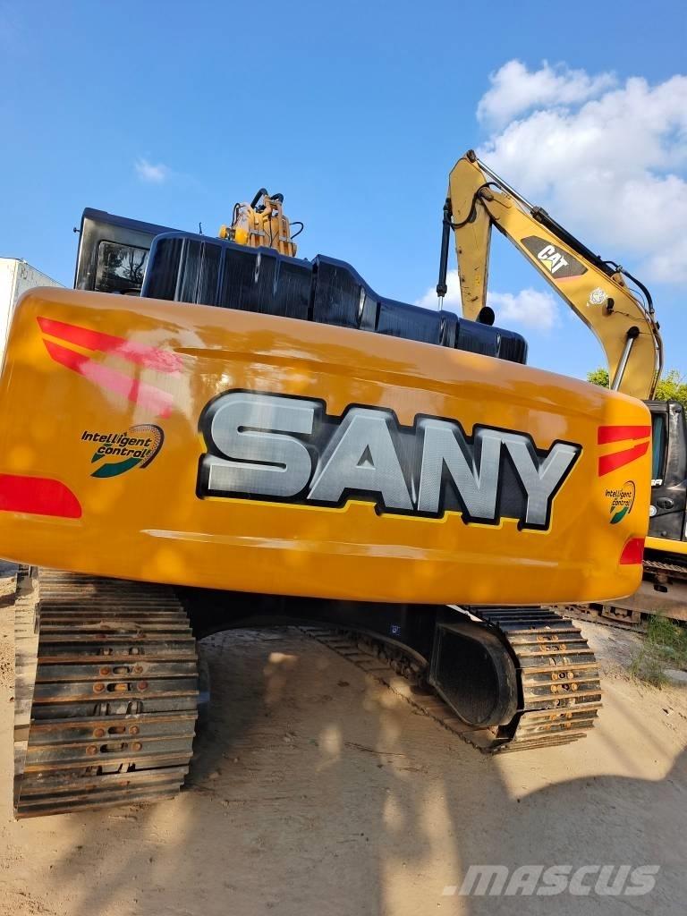 Sany SY 215 C 大型油圧ショベル12t以上（パワーショベル・ユンボ）