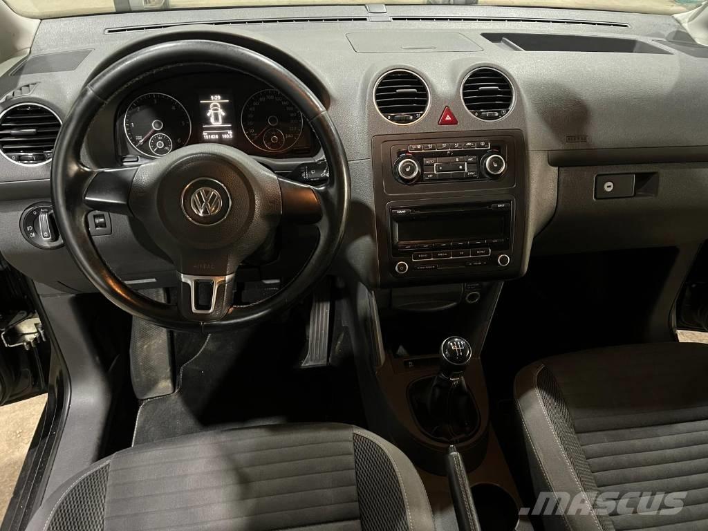 Volkswagen Caddy パネルバン