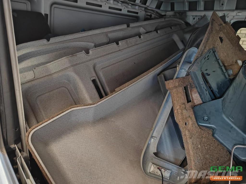 MAN TGA Cabine キャビン及び内装