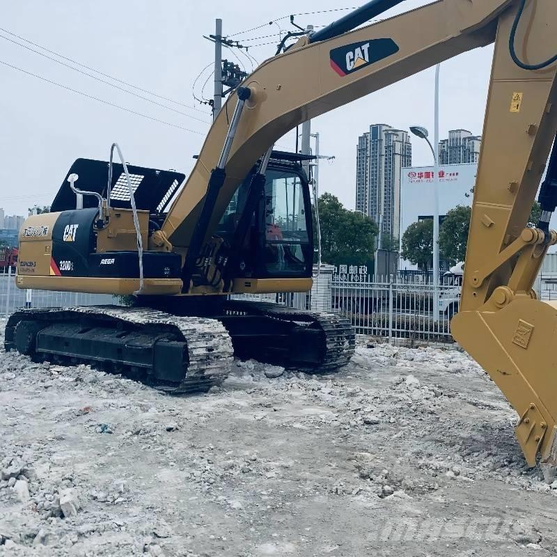 CAT 320 D 大型油圧ショベル12t以上（パワーショベル・ユンボ）