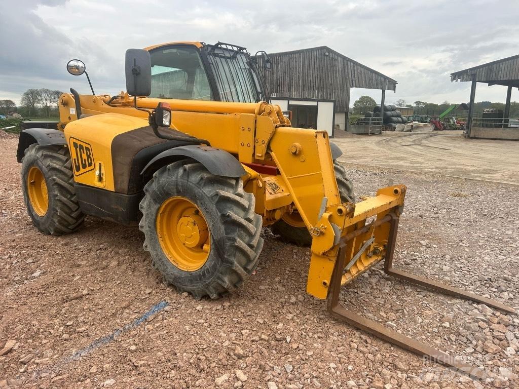 JCB 535-95 農業用テレハンドラー