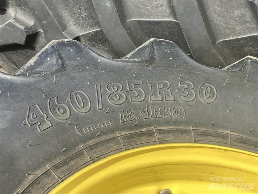 BKT 460/85R30 タイヤ、ホイル、リム