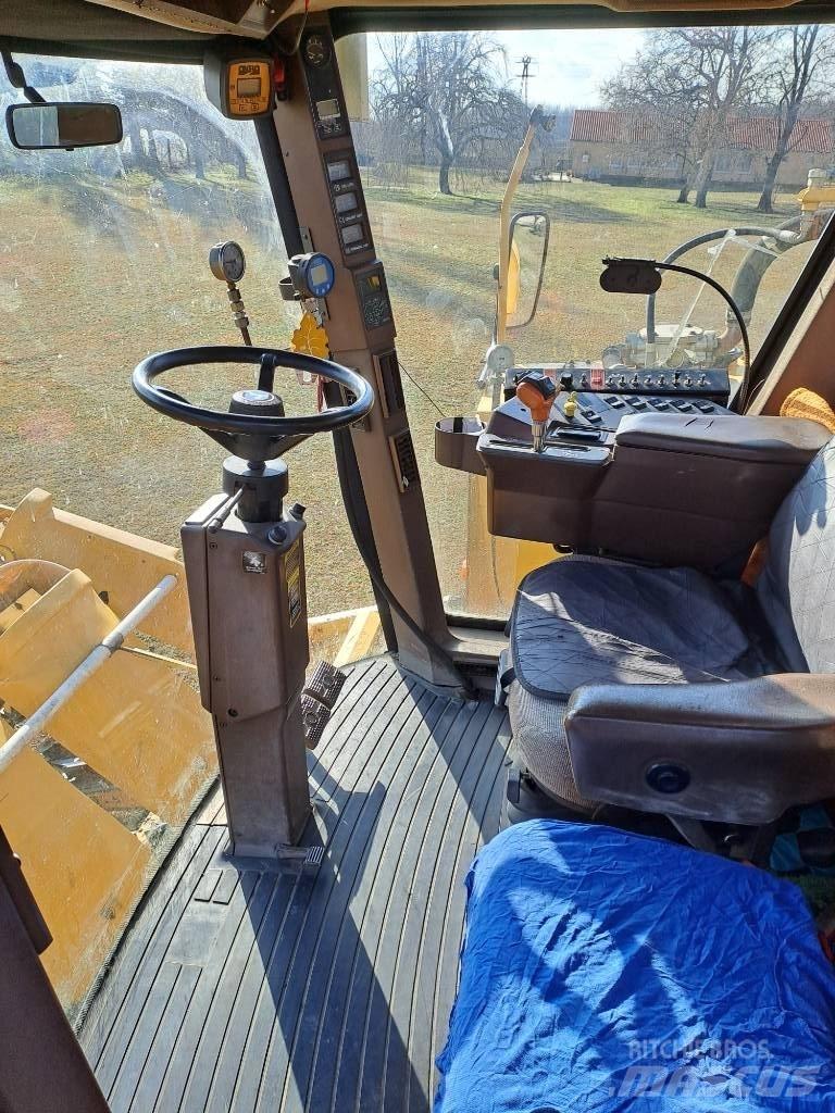 Oxbo 8420XP その他収穫設備