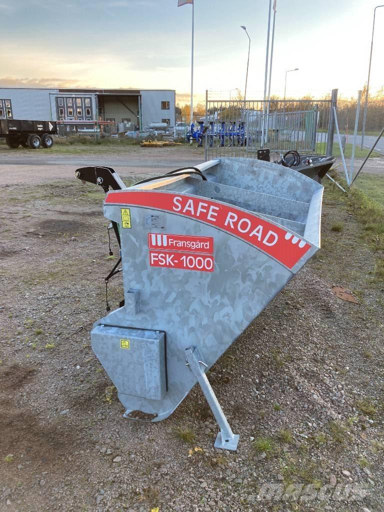 Fransgård FSK1000 砂と塩撒き専用車