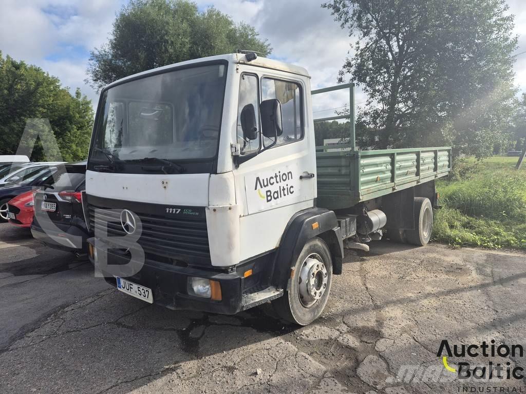 Mercedes-Benz 1117 平ボディー