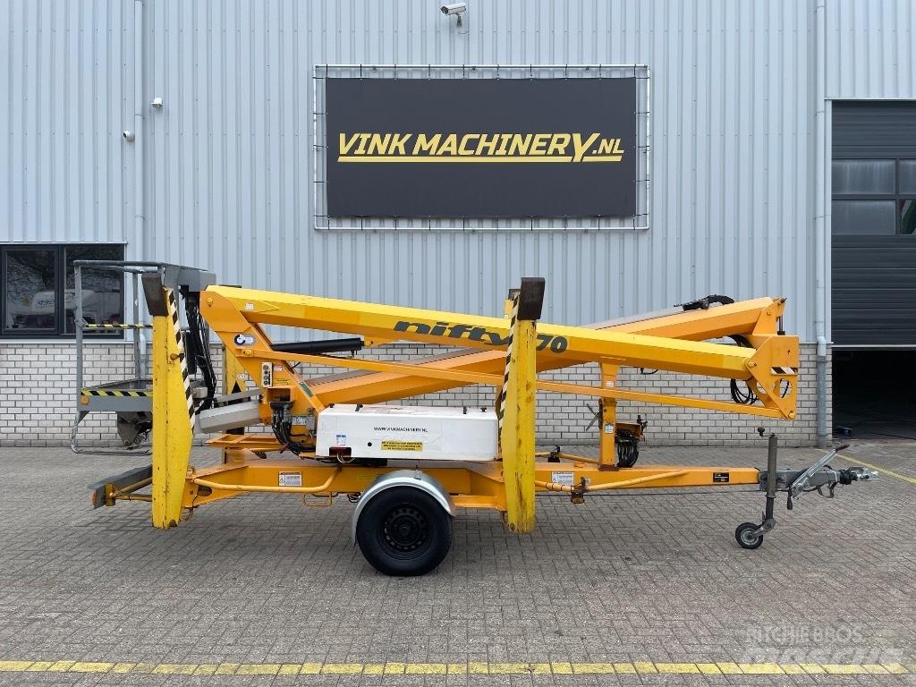Niftylift 170 H E 高所作業台付トレーラー
