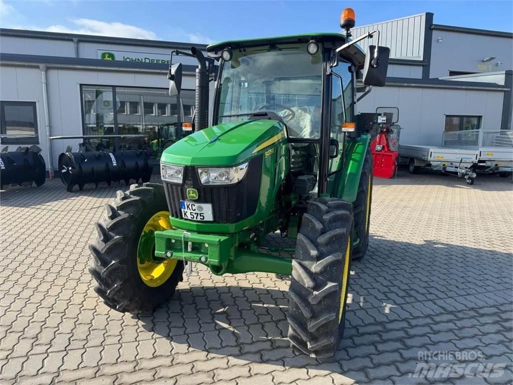 John Deere 5075E トラクター